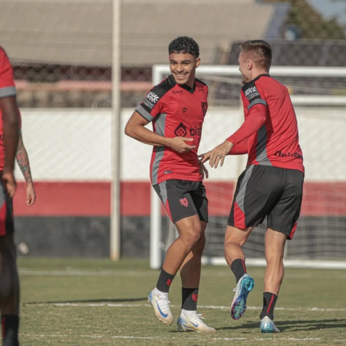 Kauan - Atlético Goianiense - Meia