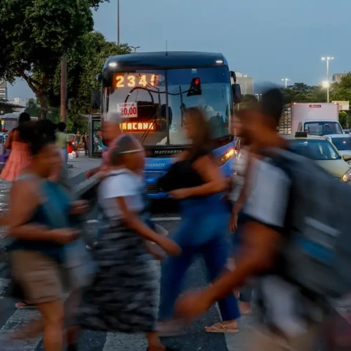 IBGE divulgará novos dados de desemprego com base no Censo 2022 e ajustará série histórica