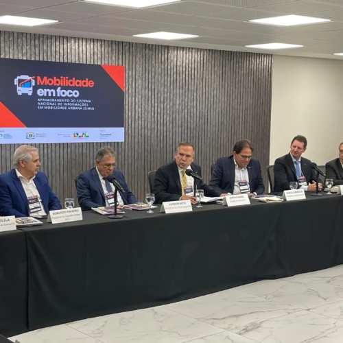 Goiânia lança projeto-piloto nacional para padronizar dados do transporte público