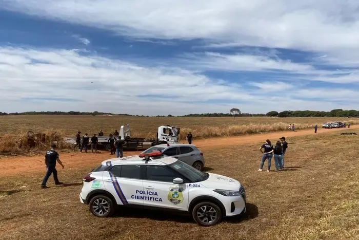 Delegado e estagiária da Polícia Civil seguem internados em estado grave