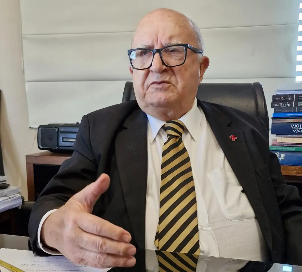 Livro sobre trajetória do jurista Joveny Cândido será lançado nesta terça (5), na ESA-GO