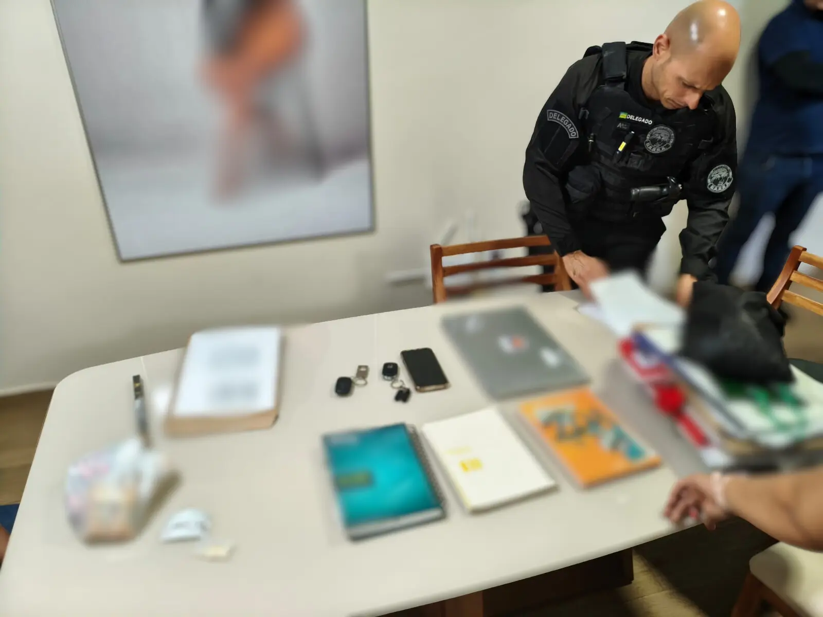 Servidora desviou mais de R$ 400 mil da Prefeitura de Goiânia para pagar bruxaria, cartão de crédito e associação