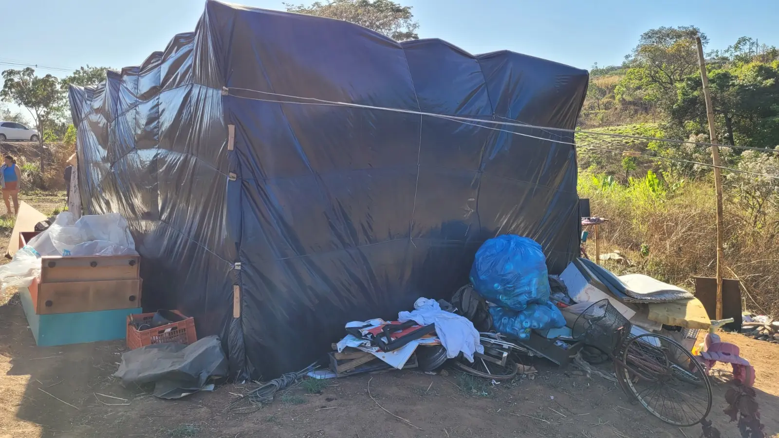 Prefeitura de Goiânia identifica moradores com imóveis registrados em ocupação irregular em área de preservação