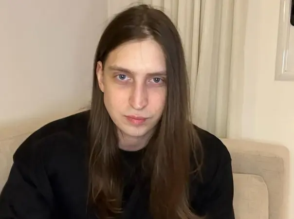 Felca expõe adultização nas redes sociais e mobiliza debate no Congresso