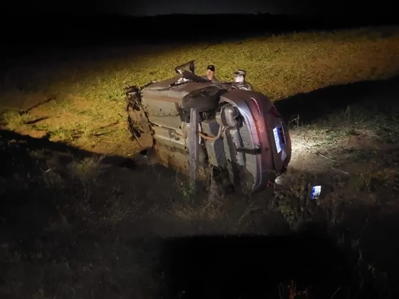 Empresário morre após carro atingir capivara e capotar na GO-305, próximo a Cumari