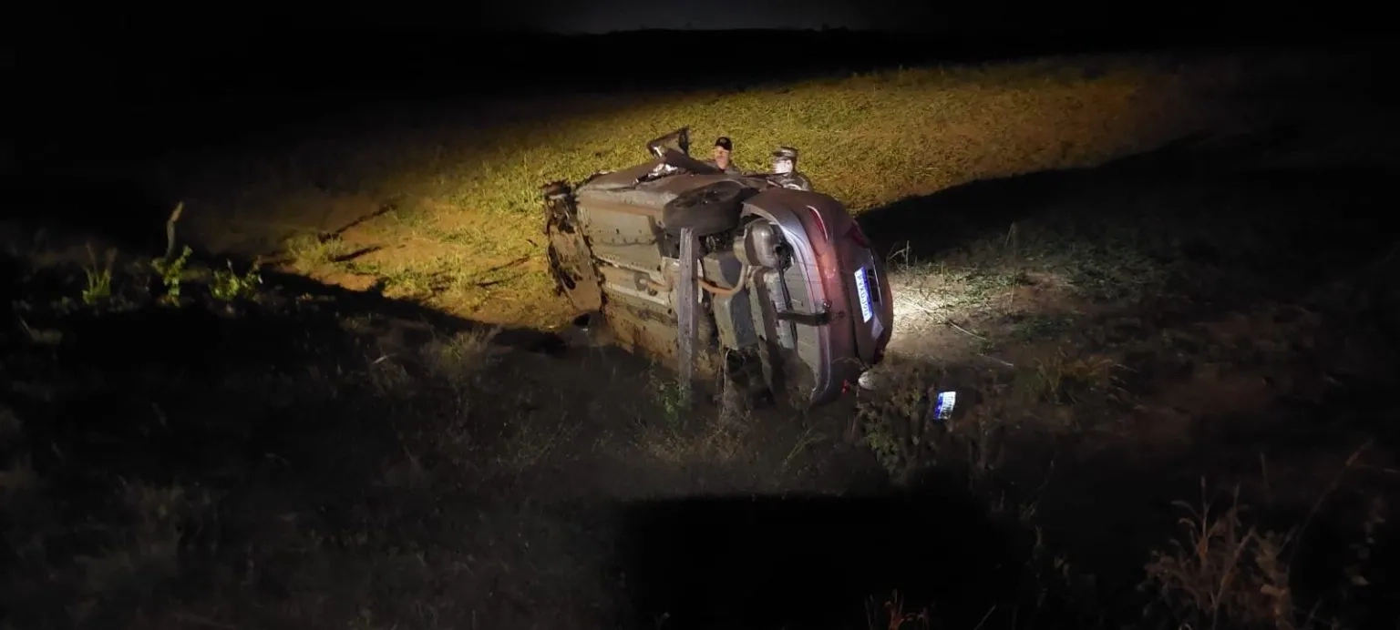 Empresário morre após carro atingir capivara e capotar na GO-305, próximo a Cumari