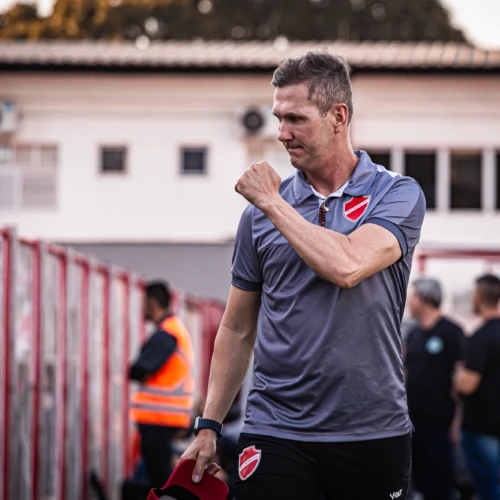 Técnico Paulo Turra - Vila Nova (Foto - Roberto Correa)