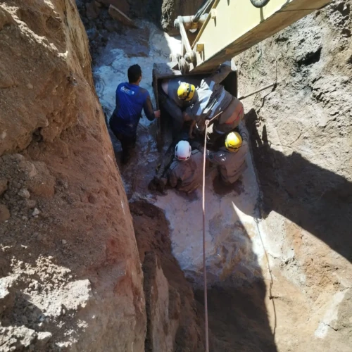 Homem morre após deslizamento de terra em obra em Caldas Novas