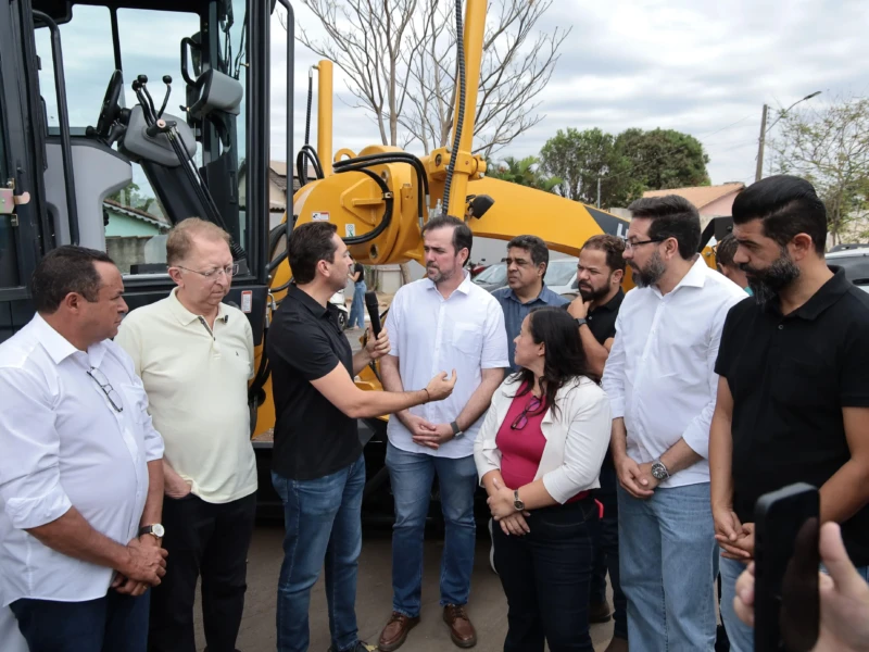 entrega de novo maquinário em Aparecida. Foto: Rodrigo Estrela