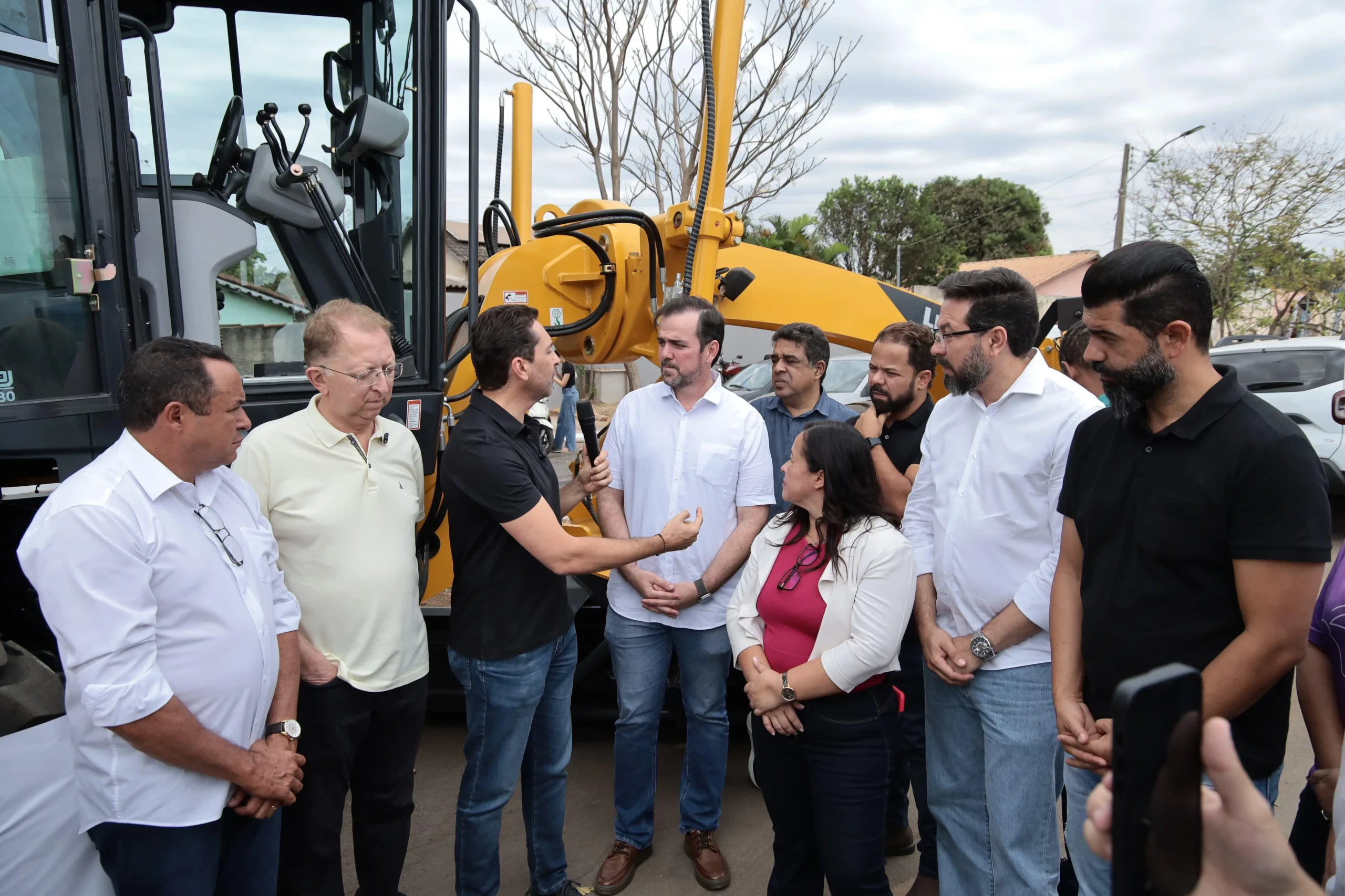 entrega de novo maquinário em Aparecida. Foto: Rodrigo Estrela