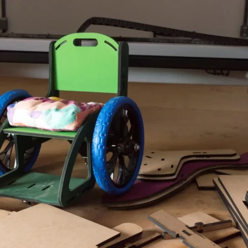 Mini-cadeira de roda desenvolvida pelo Lab.Eita - Foto divulgação UFG