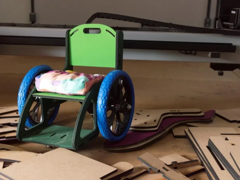 Mini-cadeira de roda desenvolvida pelo Lab.Eita - Foto divulgação UFG