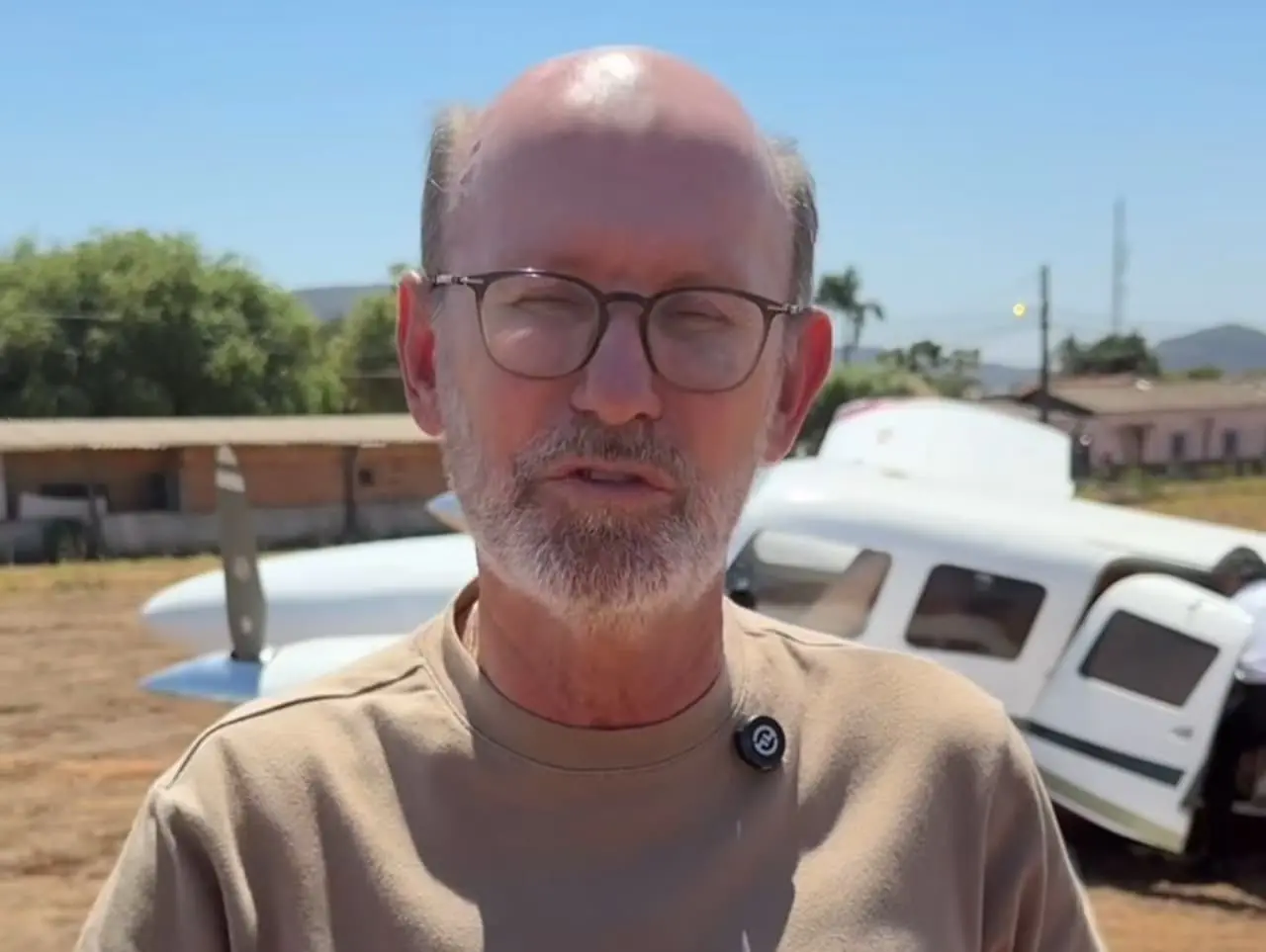 Avião com deputado Carlos Avallone faz pouso de emergência em Goiás