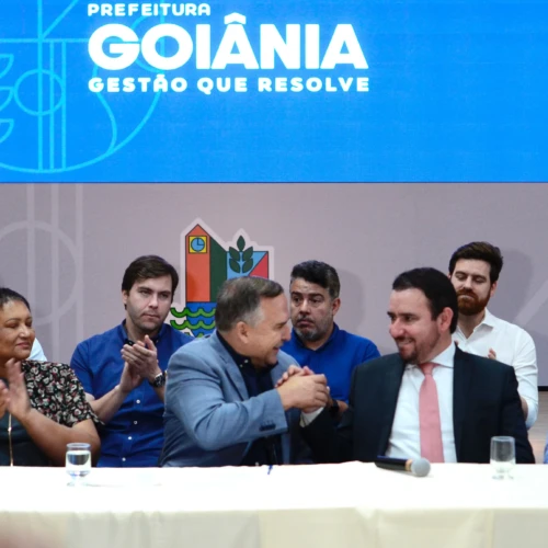 Sandro Mabel anuncia Wellington Bessa como novo líder do governo na Câmara Municipal