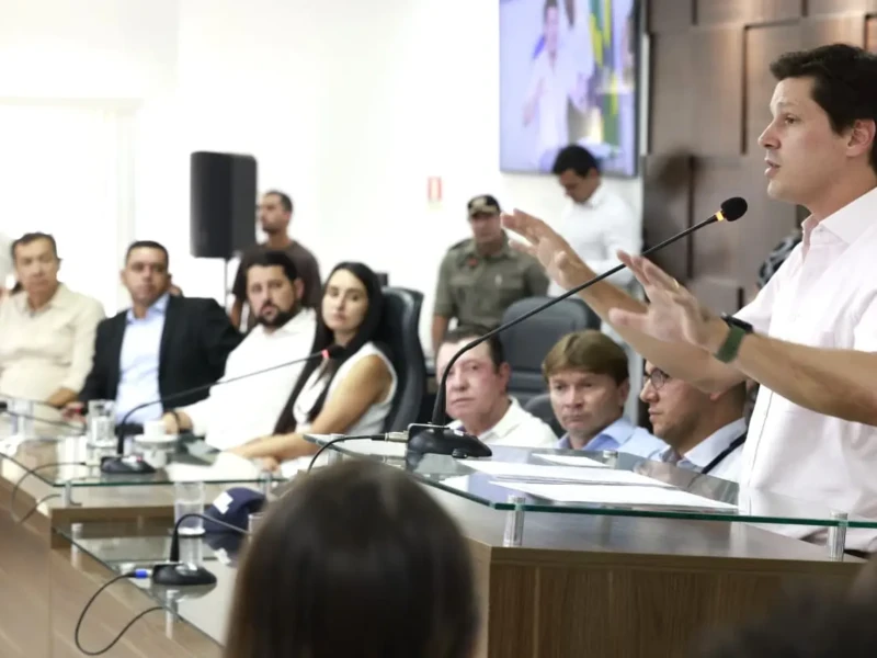 VICE_DANIEL_VILELA_ANUNCIA_LICITACAO_DA_GO_485_POR_JOTA_EURIPEDES