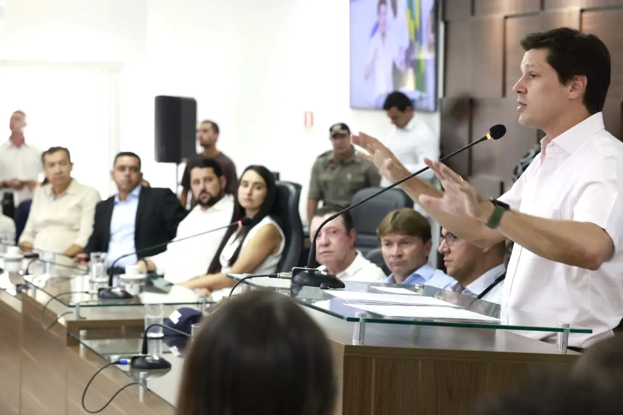 VICE_DANIEL_VILELA_ANUNCIA_LICITACAO_DA_GO_485_POR_JOTA_EURIPEDES