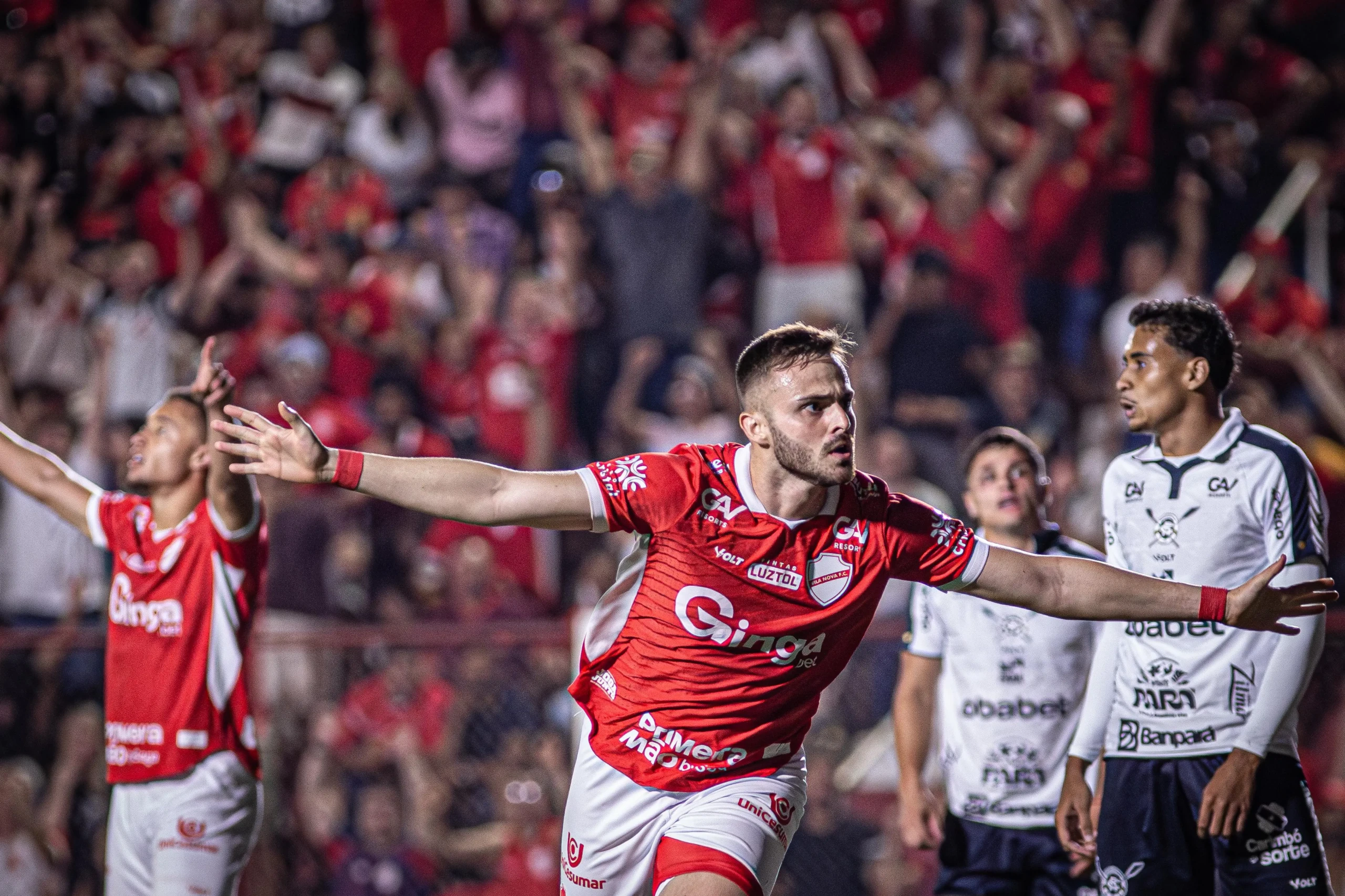 Atacante Gabriel Poveda - Vila Nova (Foto - Roberto Correa) (2)