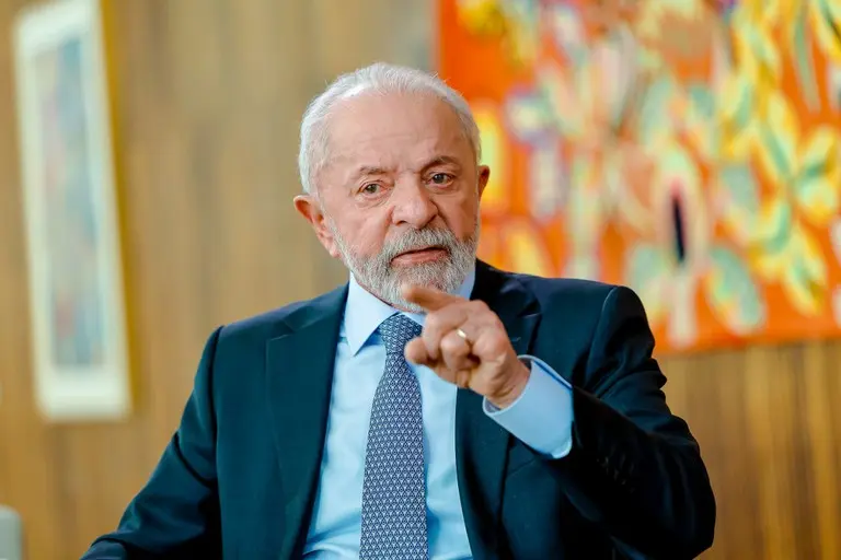 Pesquisa Quaest mantém desaprovação ao governo Lula em 51% e aprovação em 46%