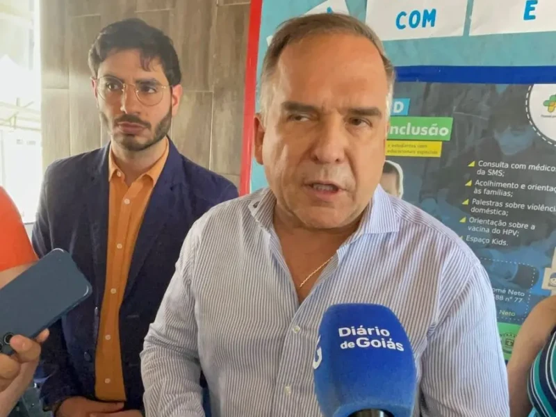 Prefeito abriu evento na Nova Suíça Foto Altair Tavares DG