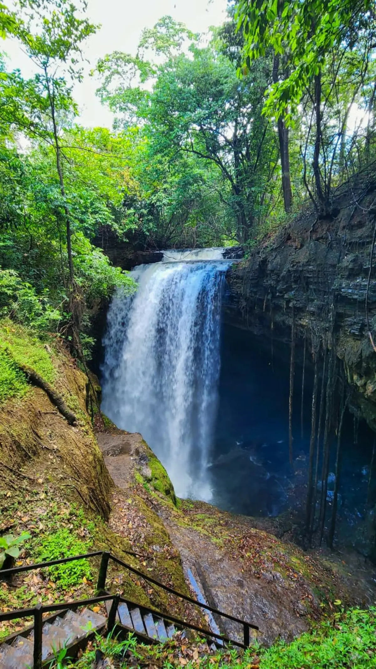 Cachoeira do Funil em Mambaí Foto Luciano Guimarães