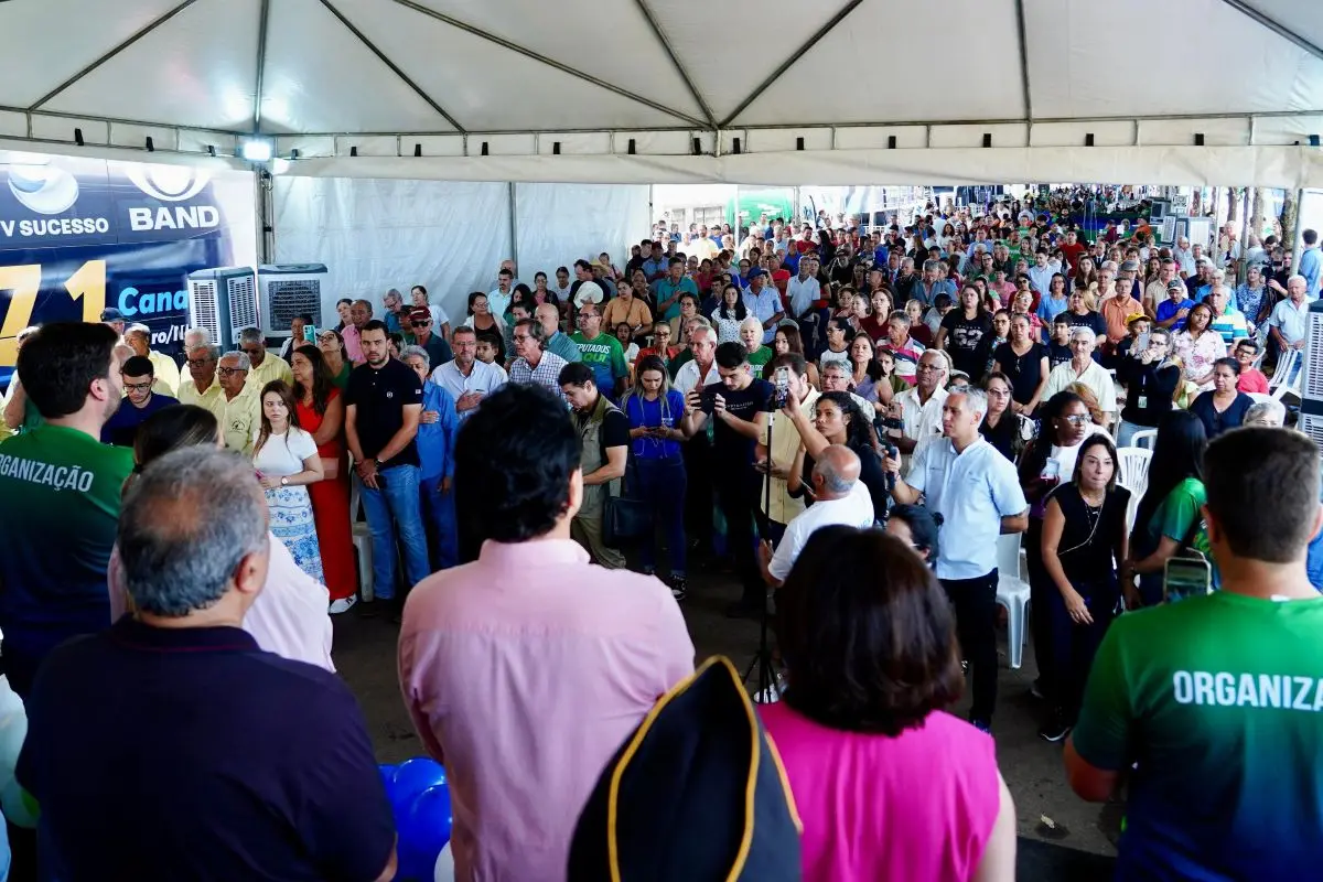 Deputados Aqui foi em Itapuranga neste sábado Foto Gustavo de Jesus