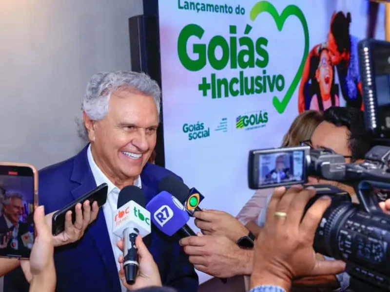 Caiado e Gracinha lançam programa Goiás + Inclusivo, que beneficia 6,5 mil famílias (2)