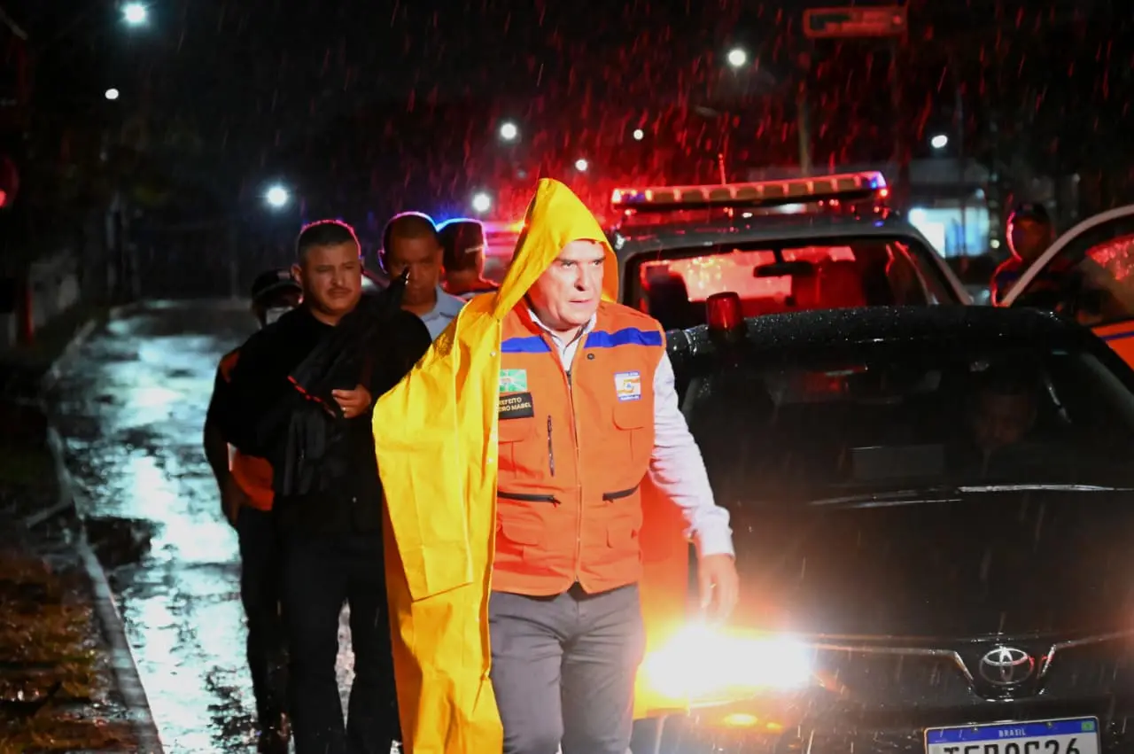 Goiânia ainda contabiliza estragos após temporal; vias seguem interditadas