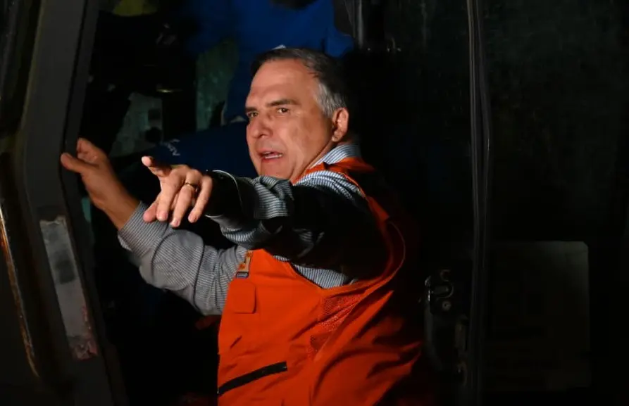 “Está totalmente condenada”, afirma Mabel sobre Marginal Botafogo e diz que reconstrução deve ser feita até 2027