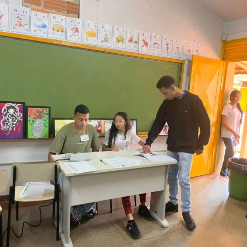 Câmara de Goiânia realiza 5ª edição do Parlamento Jovem com eleição de 37 vereadores mirins