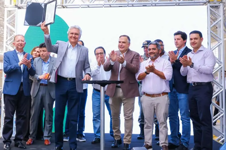 Goiás inaugura Terminal Praça da Bíblia com estrutura moderna, ônibus elétricos e sistema de segurança de ponta (2)