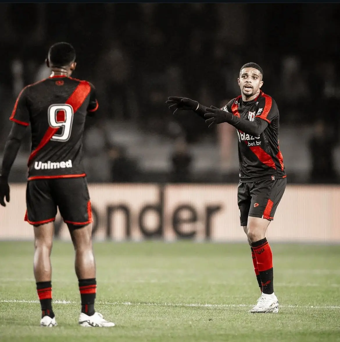 Coritiba x Atlético-GO - Série B (Foto - Eduardo Huszcz) (2)