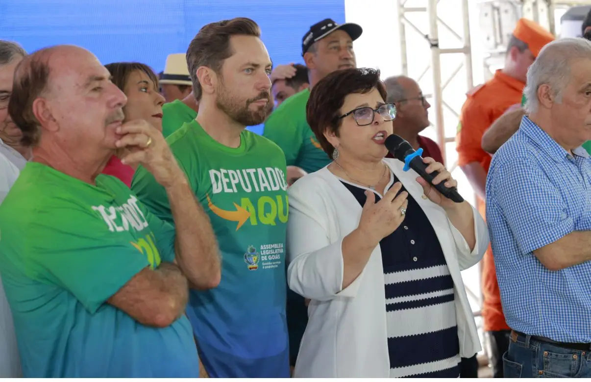 Minaçu recebe ação do Legislativo de Goiás com cidadania, saúde e cultura