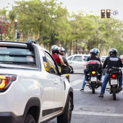 Governo de Goiás prorroga prazo para pagamento do IPVA e licenciamento até segunda (20)