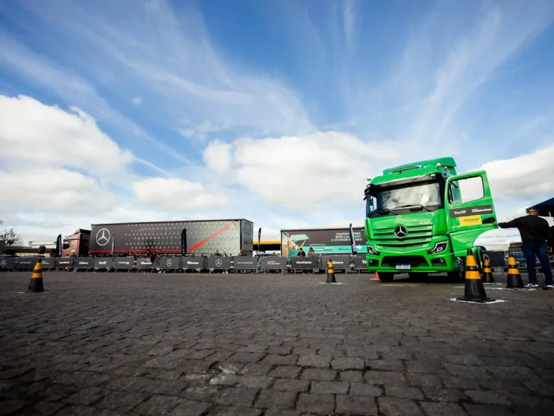 caminhão na pista GDC
