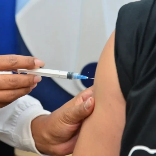 Aparecida de Goiânia realiza Dia D da Multivacinação com 16 postos na cidade