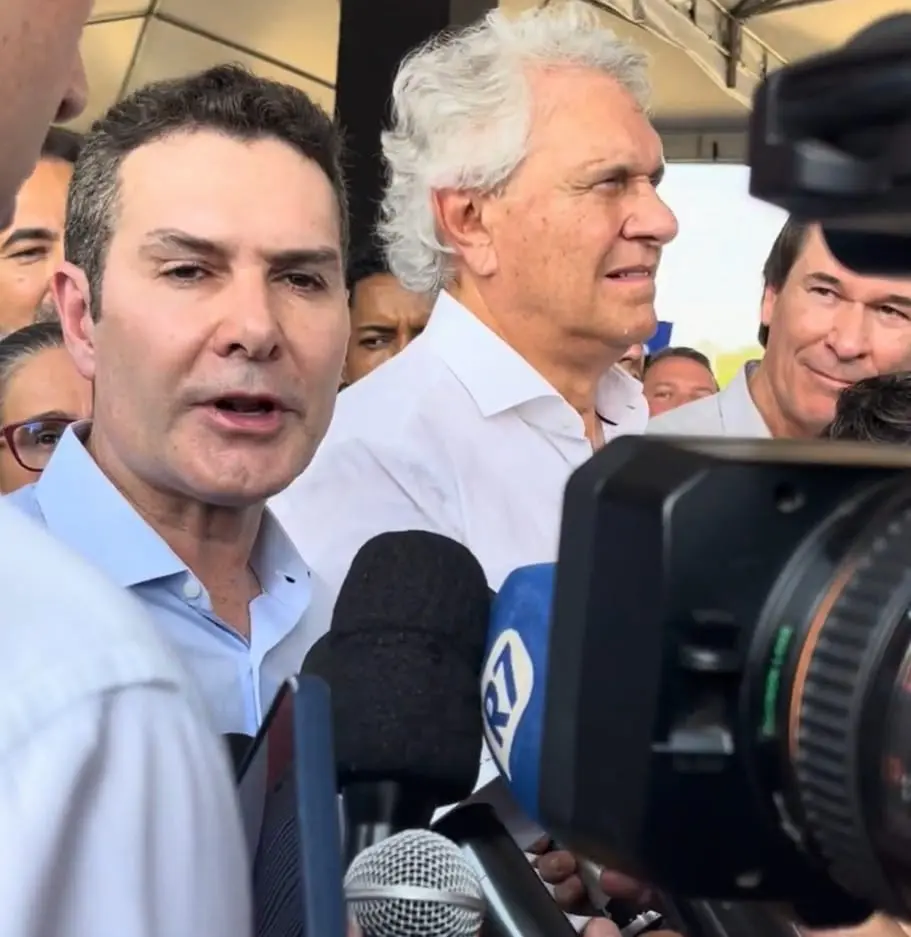 Ministro Jader Barbalho Filho e Ronaldo Caiado na inauguração da nova etapa da ETE Fotos Wesley Costa e Alex Malheiros