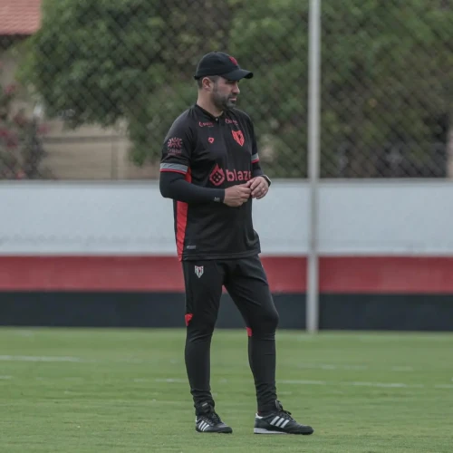 Rafael Lacerda - Atlético-GO (Foto - Bruno Corsino)