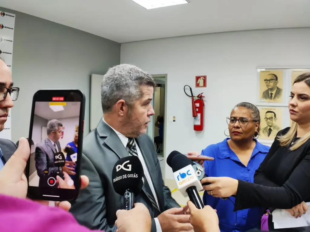 Detran-GO alerta para aumento de golpes virtuais durante período de pagamento do Licenciamento e IPVA