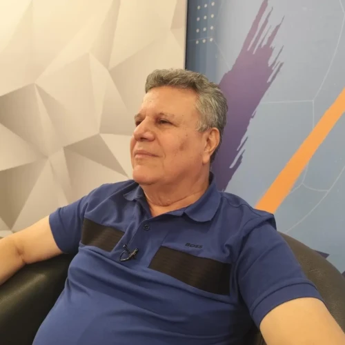 Jornalista Téo José (Foto - Charlie Pereira)