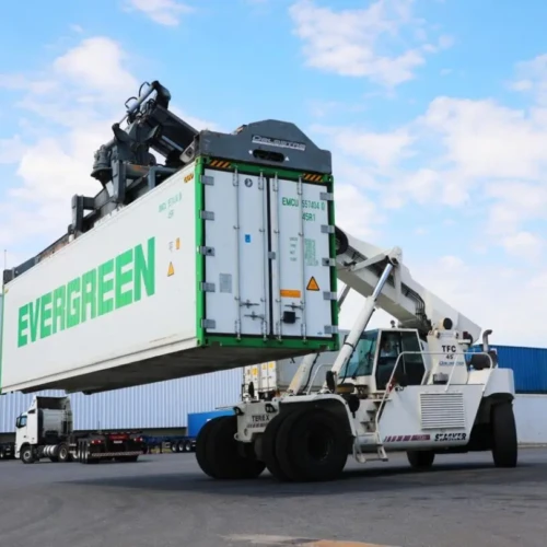 Economia-goiana_SGG-1215x810