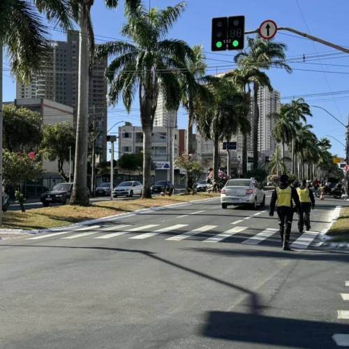 Onda Verde reduz em 30% o tempo de deslocamento na Avenida 85 em Goiânia