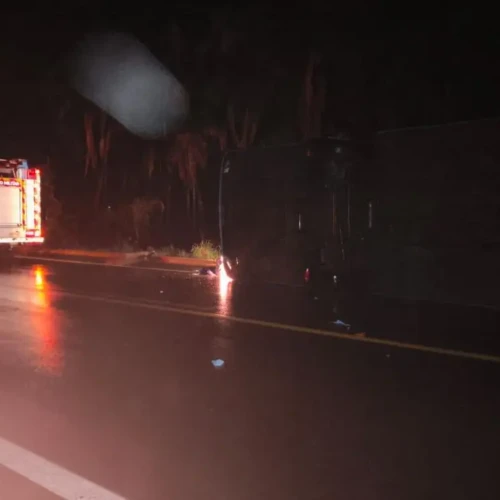 Três mulheres morrem e 35 pessoas ficam feridas em acidente com ônibus na GO-060, em Iporá