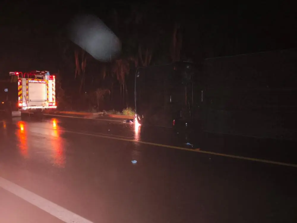 Três mulheres morrem e 35 pessoas ficam feridas em acidente com ônibus na GO-060, em Iporá