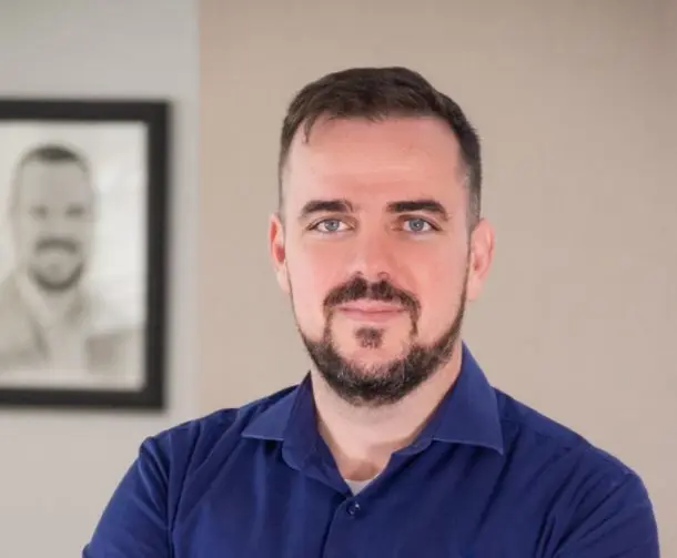 gustavo-mendanha-610x503