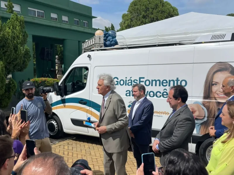Caiado lança programa “Goiás Fomento até Você” para levar crédito a microempreendedores do Estado