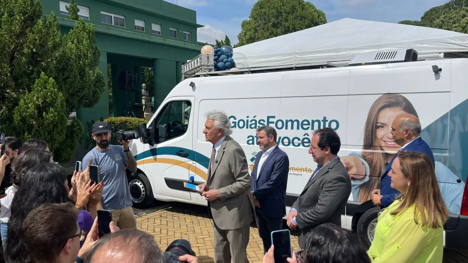 Caiado lança programa “Goiás Fomento até Você” para levar crédito a microempreendedores do Estado