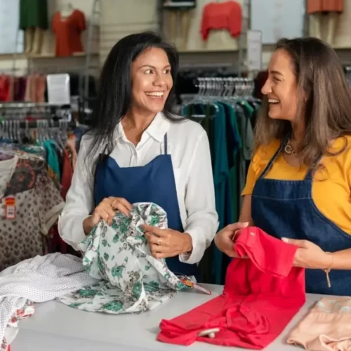 Empresas antecipam contratações temporárias e aquecem o mercado para o fim de ano em Goiás
