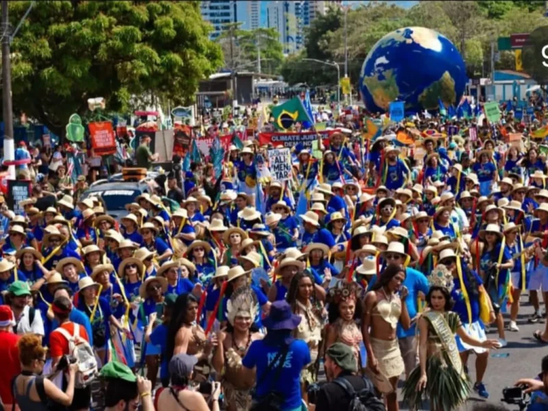 Milhares de pessoas de diferentes nações participaram da Marcha em Belém neste sábado - Foto Instagram Mídia Indígena Oficial
