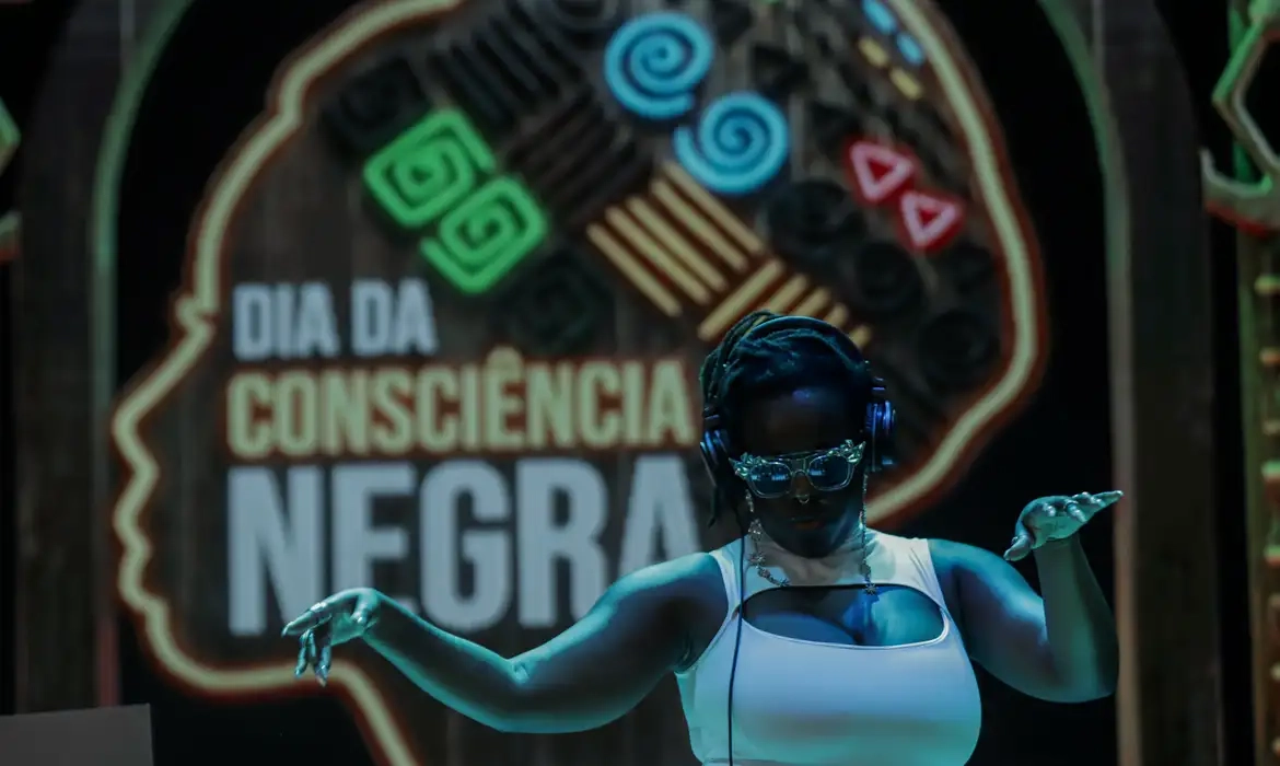 Pesquisa foi divulgada na véspera do Dia da Consciência Negra, para alertar - Foto Joédson Alves Agência Brasil