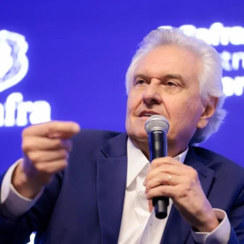 SECOM_CAIADO_NA_J_SAFRA_INVESTMENT_CONFERENCE_2025_POR_JUNIOR_GUIMARAES-1215x811